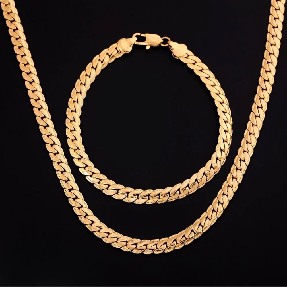 Necklace and bracelet gold plated new